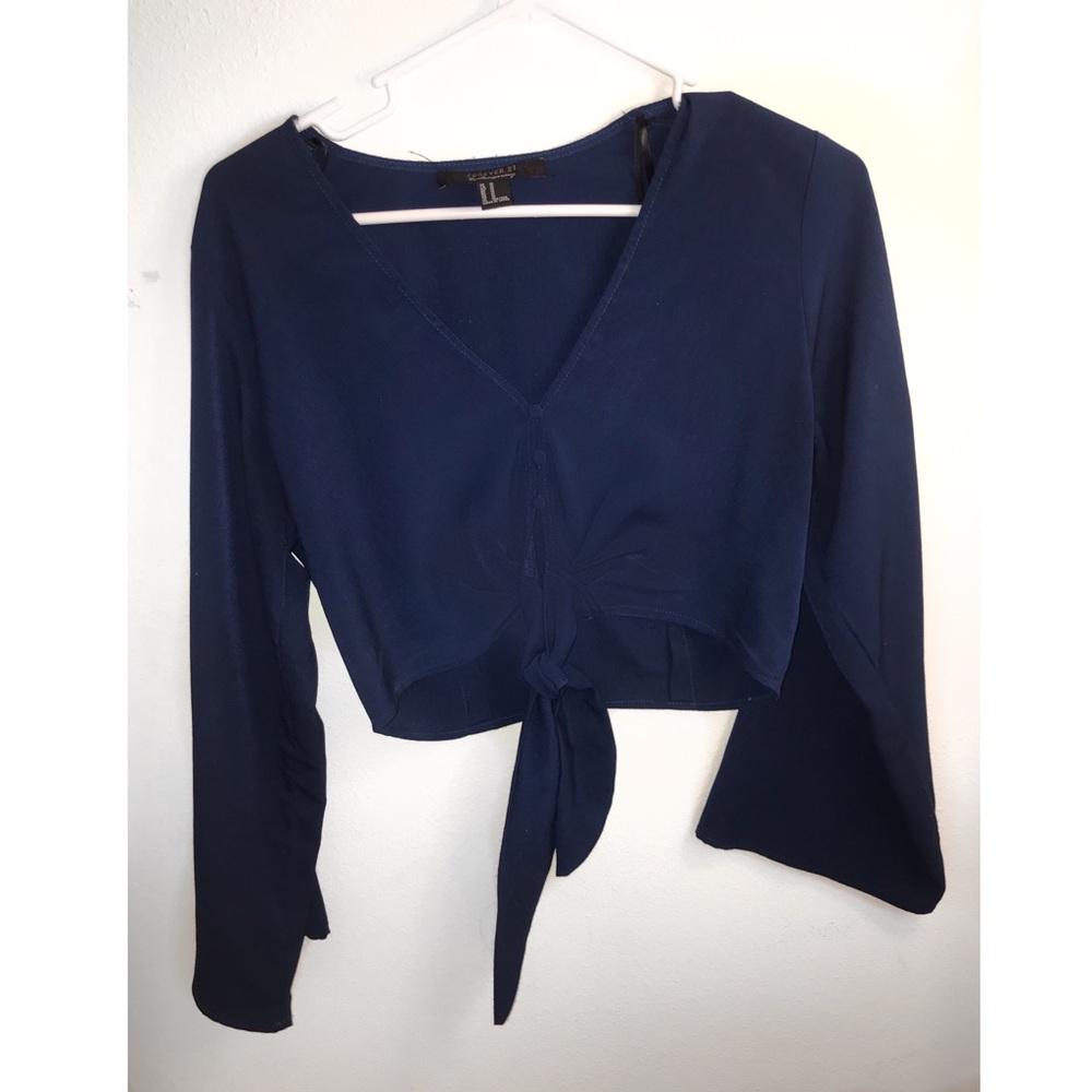 Forever 21 cropped blouse